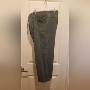 Sonoma Life Style Women's Green Cargo Pants